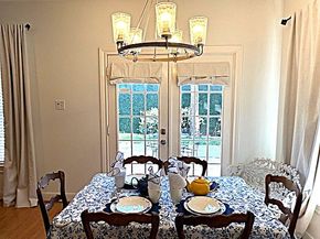 1615 Lakeside Enclave Drive, Houston TX 77077