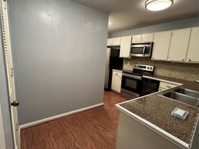 2829 Timmons Lane 215, Houston TX 77027