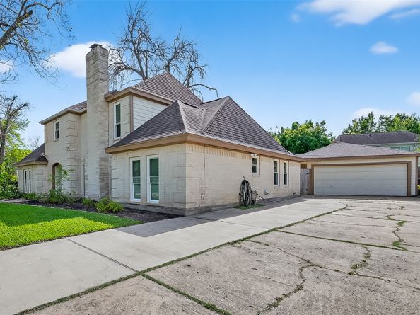 1214 Bittersweet Drive, Richmond TX 77406