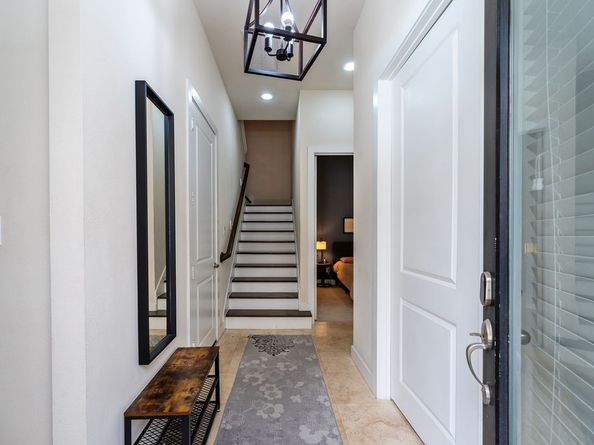 94 N Hutcheson Street, Houston TX 77003