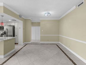 5150 Hidalgo Street 202, Houston TX 77056