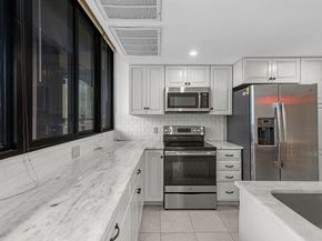 5150 Hidalgo Street 202, Houston TX 77056