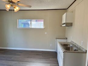 6636 Sherman Street, Houston TX 77011