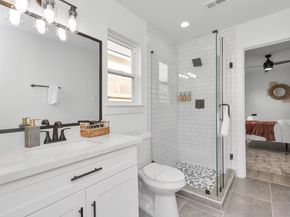3735 Mainer Street, Houston TX 77021