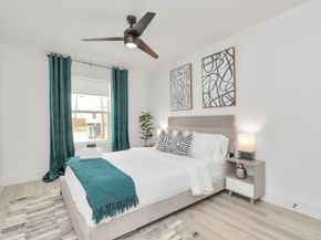 3735 Mainer Street, Houston TX 77021