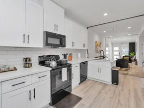 3735 Mainer Street, Houston TX 77021