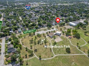 908 Northwood Street, Houston TX 77009