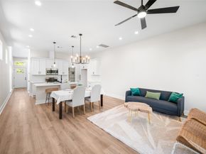 921 East 38th Street, Houston TX 77022