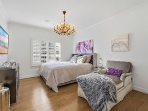 5042 Cedar Creek Drive, Houston TX 77056