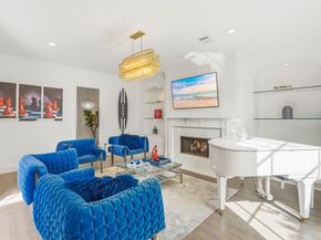 5042 Cedar Creek Drive, Houston TX 77056