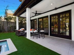 5042 Cedar Creek Drive, Houston TX 77056