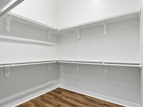 901 Mckinney Park Lane, Houston TX 77003