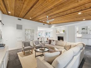 5718 Jackwood Street, Houston TX 77096