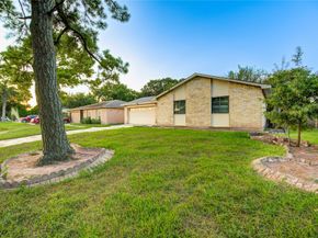 1510 Chestnut Tree Lane, Houston TX 77067