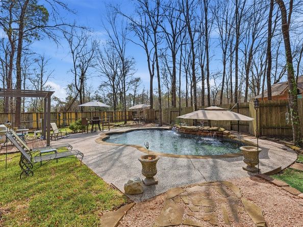 102 Wimberly Way, Conroe TX 77385