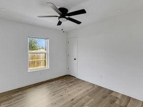 990 Wall Street, Houston TX 77088