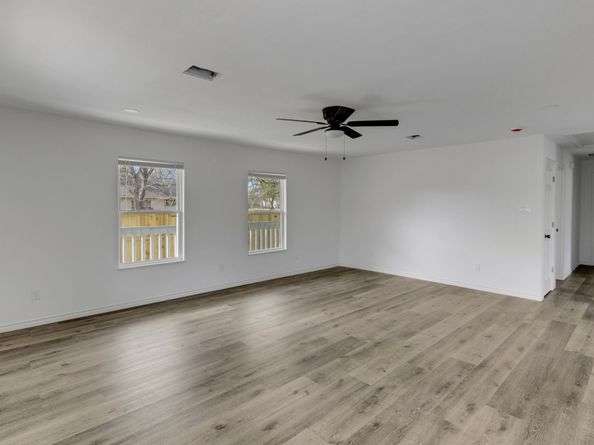 990 Wall Street, Houston TX 77088