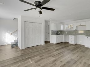 990 Wall Street, Houston TX 77088