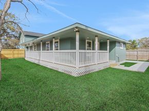 990 Wall Street, Houston TX 77088