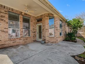 34 Sovereign Way, Conroe TX 77384