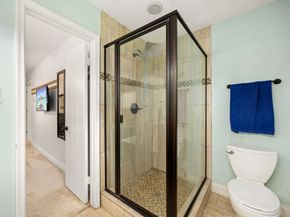 5934 Willowbend Boulevard, Houston TX 77096