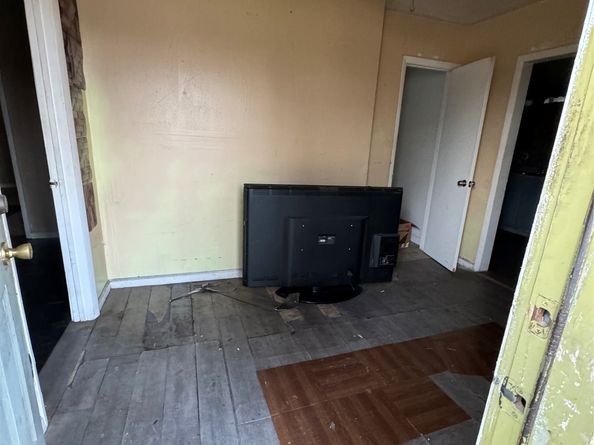 4710 Antha Street, Houston TX 77016