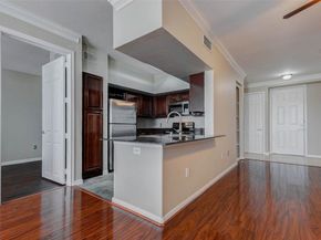 7575 Kirby Drive 1305, Houston TX 77030