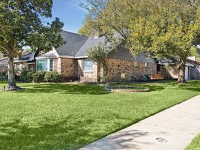 8019 Green Lawn Drive, Houston TX 77088