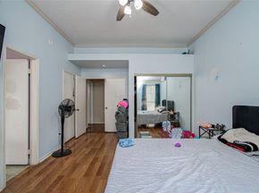 8622 Sparkling Springs Drive, Houston TX 77095