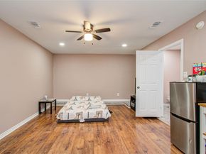 8622 Sparkling Springs Drive, Houston TX 77095