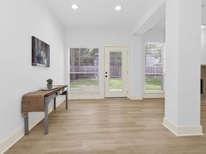 18 Endor Forest Place, The Woodlands TX 77382