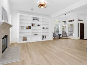 18 Endor Forest Place, The Woodlands TX 77382