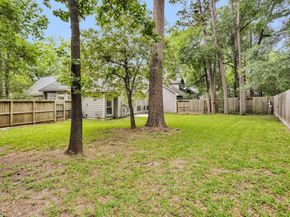 18 Endor Forest Place, The Woodlands TX 77382