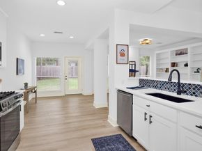 18 Endor Forest Place, The Woodlands TX 77382