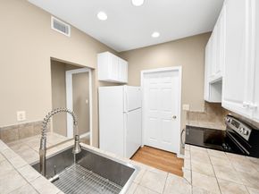 2400 Mccue Road 333, Houston TX 77056