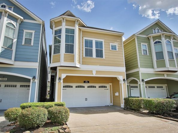 1330 W 25th Street C, Houston TX 77008