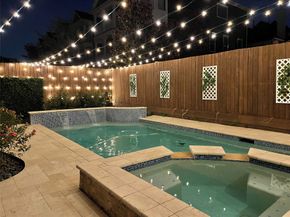 1330 W 25th Street C, Houston TX 77008