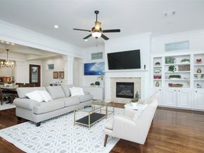 1330 W 25th Street C, Houston TX 77008