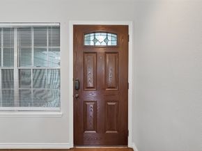 12727 Ashford Knoll Drive, Houston TX 77082