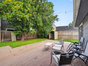 12727 Ashford Knoll Drive, Houston TX 77082
