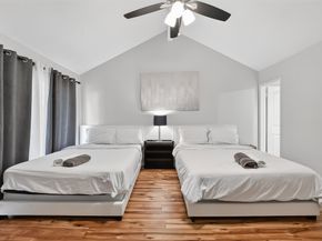 12727 Ashford Knoll Drive, Houston TX 77082