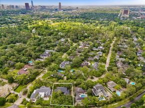 515 Hunterwood Drive, Houston TX 77024