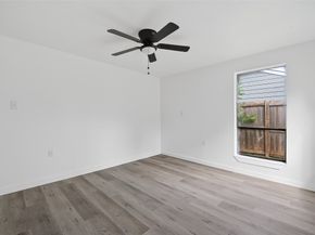 4933 Doolittle Boulevard, Houston TX 77033