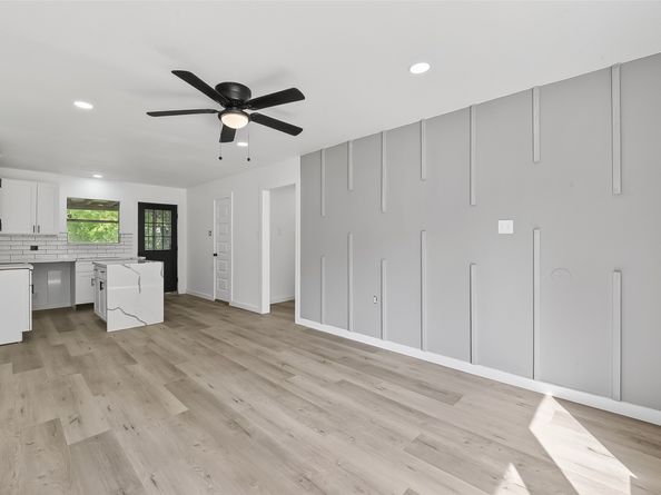 4933 Doolittle Boulevard, Houston TX 77033