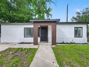 4933 Doolittle Boulevard, Houston TX 77033
