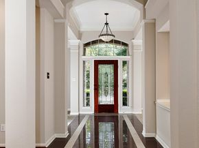 99 N Summer Cloud Drive, The Woodlands TX 77381