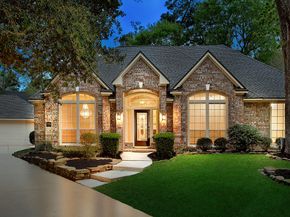 99 N Summer Cloud Drive, The Woodlands TX 77381