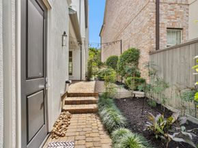 14 Jetty Point Drive, The Woodlands TX 77380