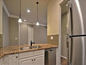 2400 Mccue Road 227, Houston TX 77056