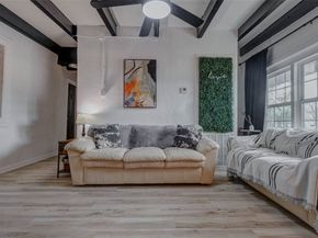 4815 Edfield Street, Houston TX 77033